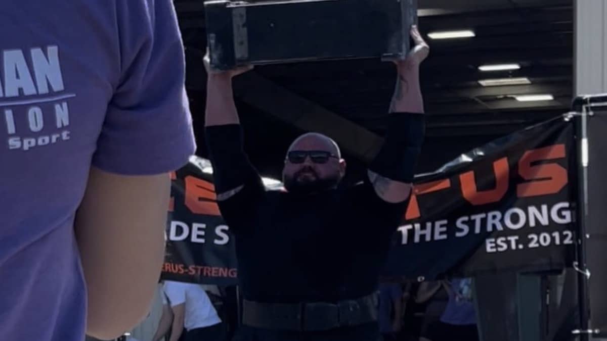 strongman-jacob-finerty-captures-block-press-world-record-of-1755-kilograms-(386.6-pounds)-–-breaking-muscle