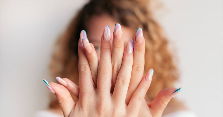 how-to-get-the-oval-nail-shape-+-at-home-nail-care-tips