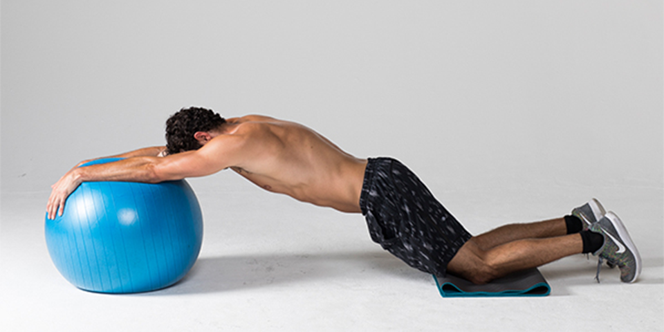 how-to-do-the-stability-ball-rollout-with-perfect-form