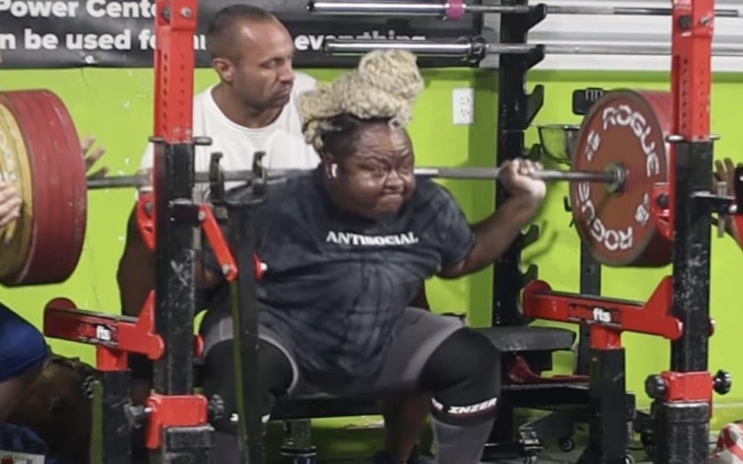 powerlifter-sherine-marcelle-(90kg)-squats-4-pounds-over-the-world-record,-twice,-in-training