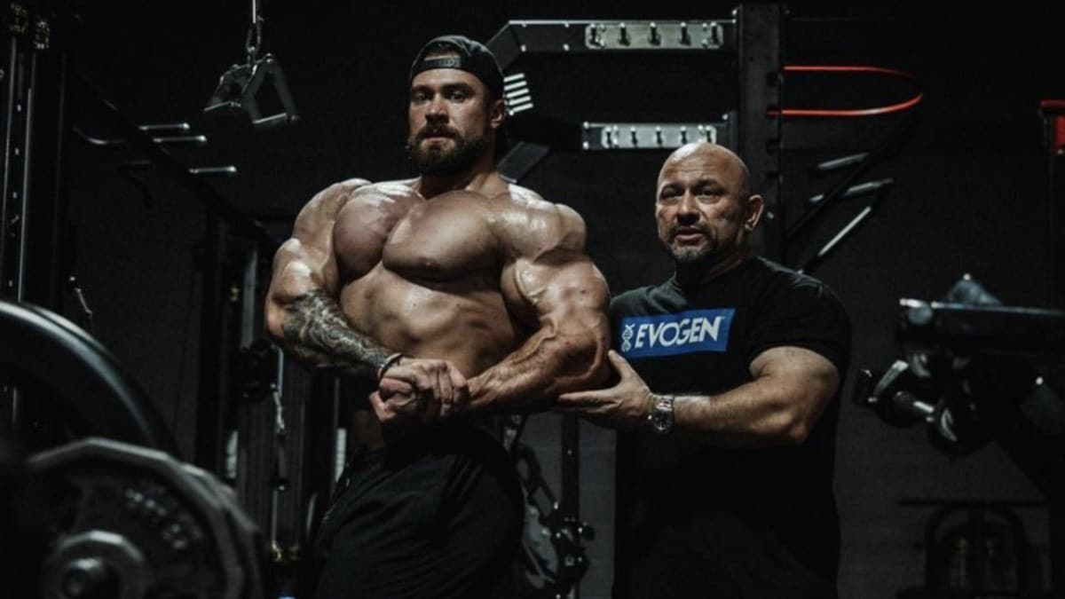 chris-bumstead-will-be-coached-by-hany-rambod-for-the-2022-mr.-olympia