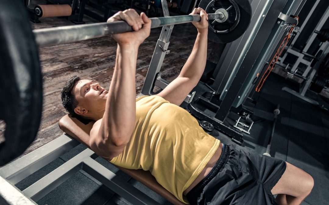 how-to-do-the-close-grip-bench-press-for-bigger,-stronger-triceps