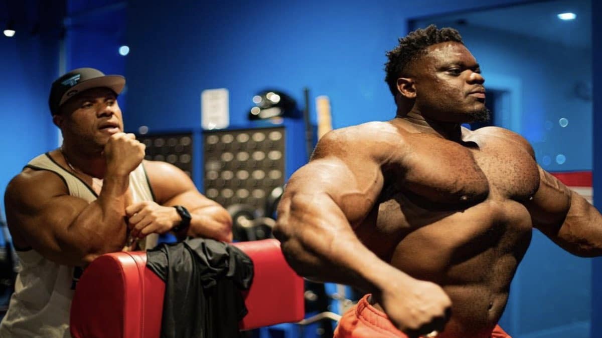 bodybuilder-blessing-awodibu-takes-training-cues-from-7-time-mr.-olympia-phil-heath