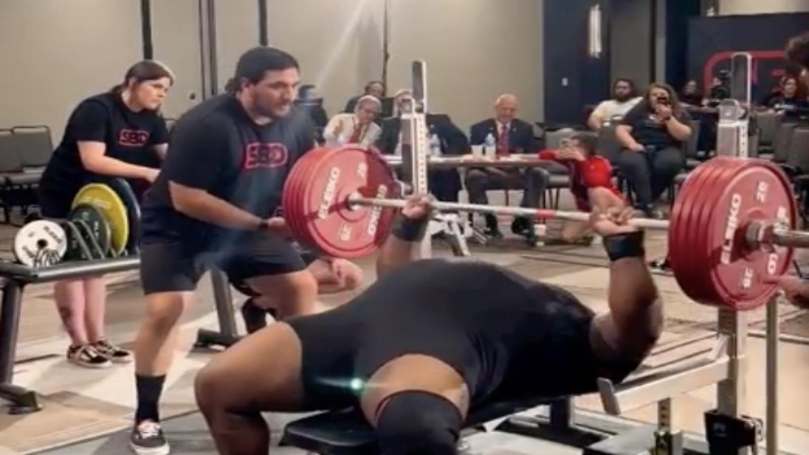 powerlifter-ray-williams-wins-his-7th-raw-national-title-after-gritty-performance-–-breaking-muscle